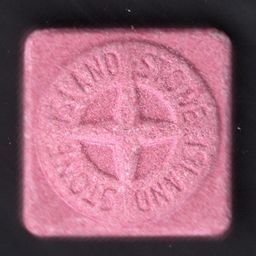 Stone Island molecular scheme