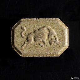 Red Bull molecular scheme