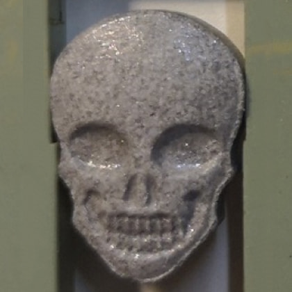 Skull molecular scheme