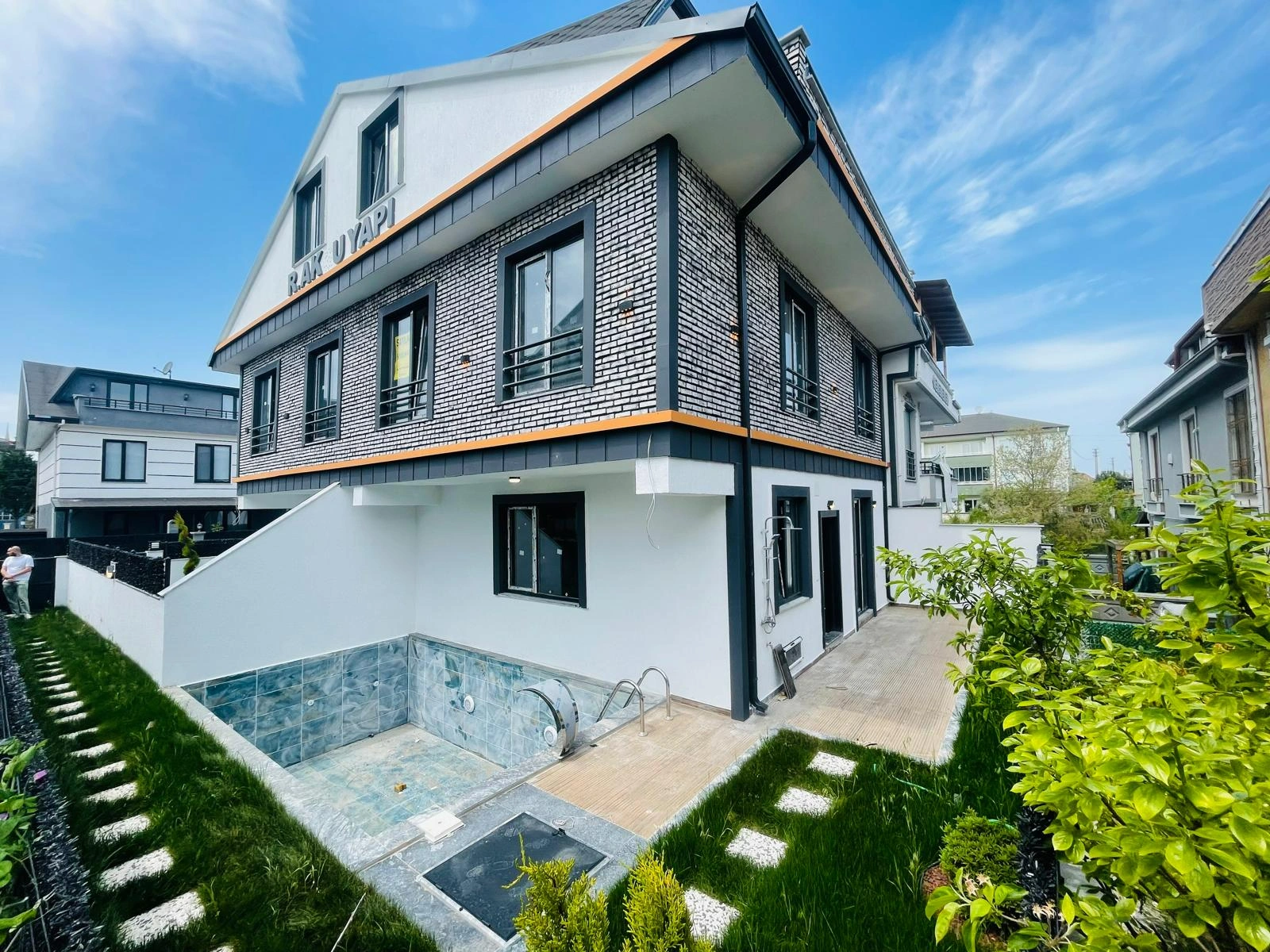 listing-cover