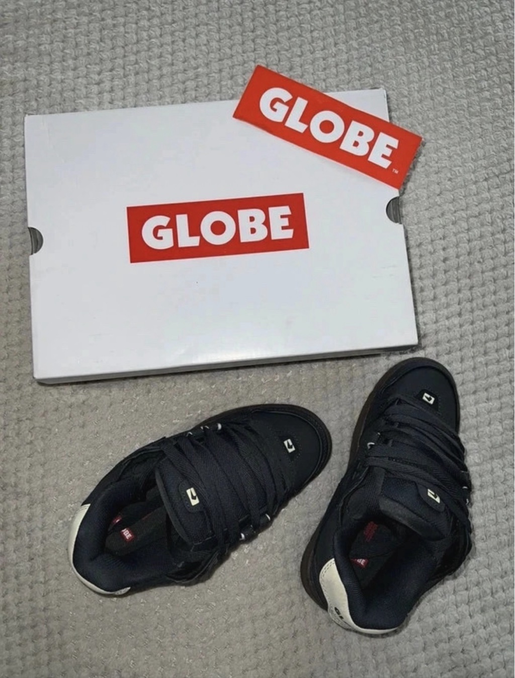 Globe Sabre Lead/Gum