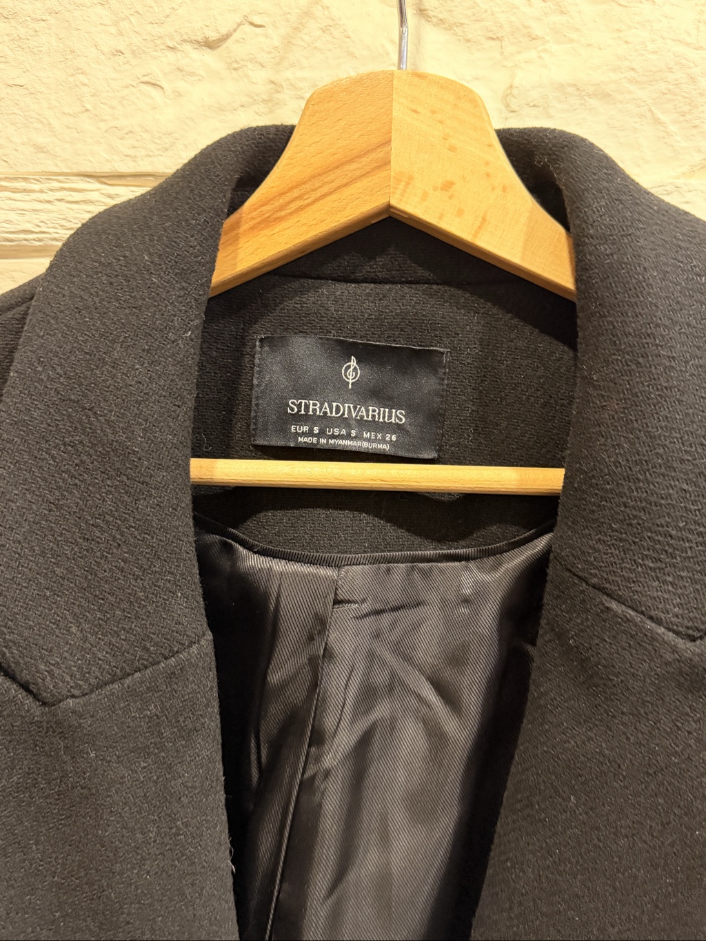 Stradivarius juodas dvieilis paltas — nuotrauka 2