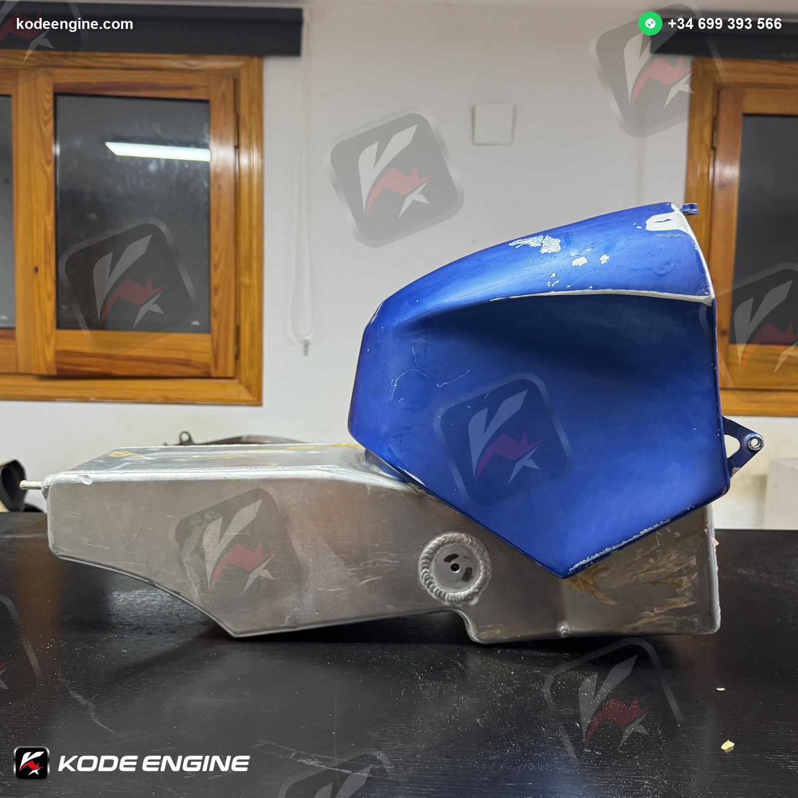 FTR Moto2 Fuel Tank – Genuine Racing Part 2