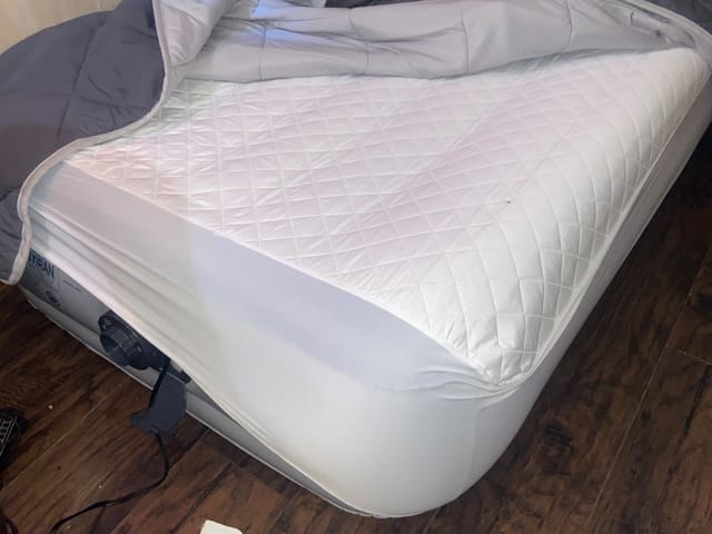 twin size blowup mattress