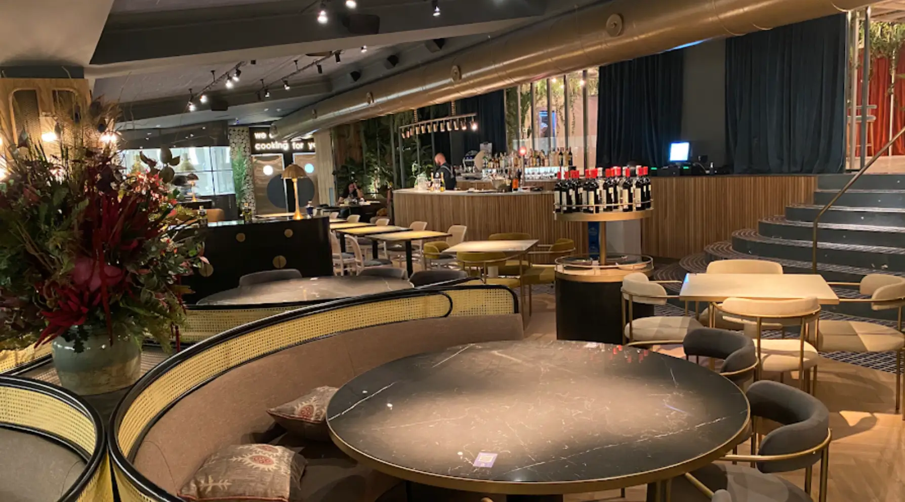 Imagen 1 de OVEN GRAN VÍA 55 - Restaurante en Otras Zonas Imagen 1 del restaurante