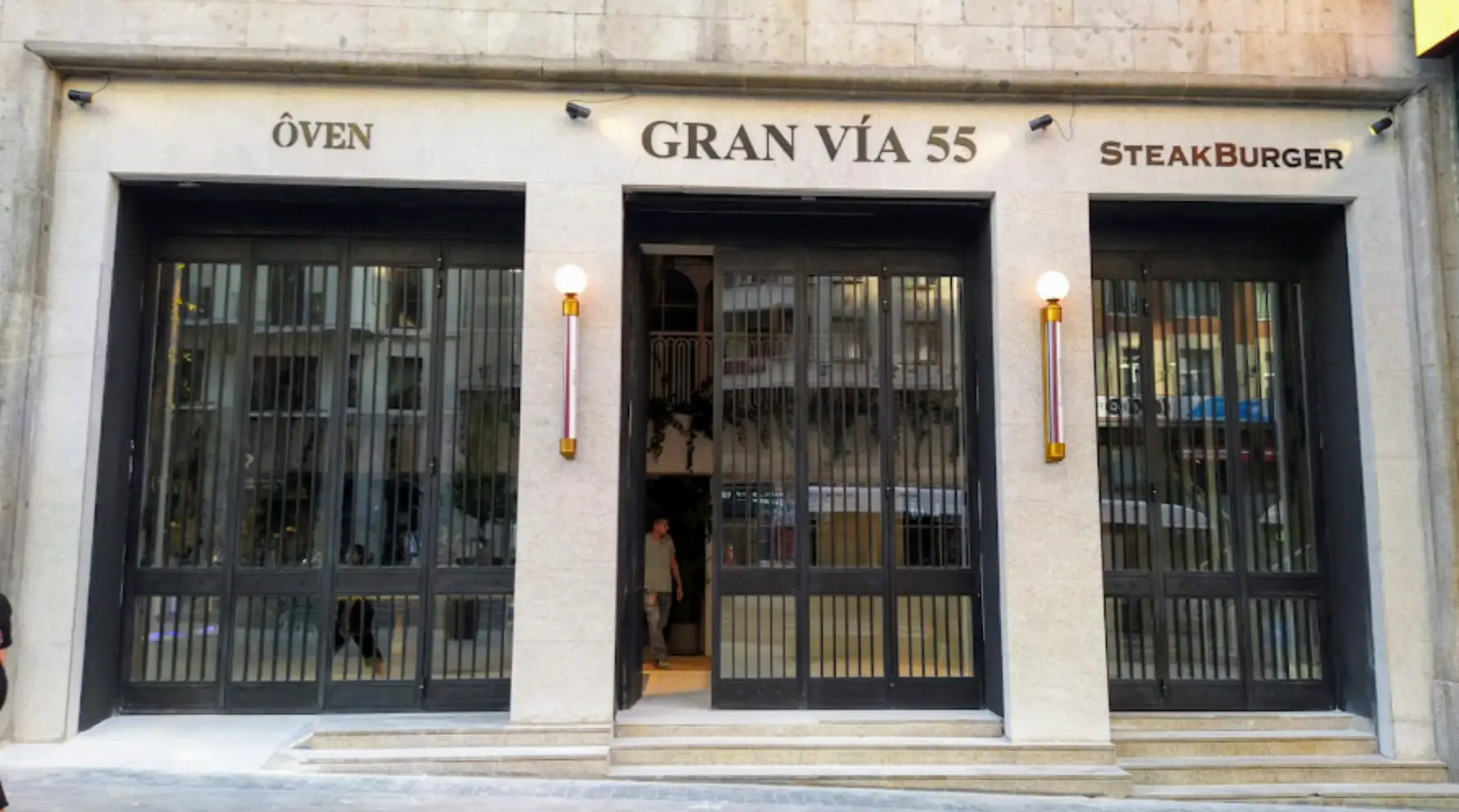 Imagen 1 de STEAK BURGER, Gran Via 55 - Restaurante en Otras Zonas Imagen 1 del restaurante