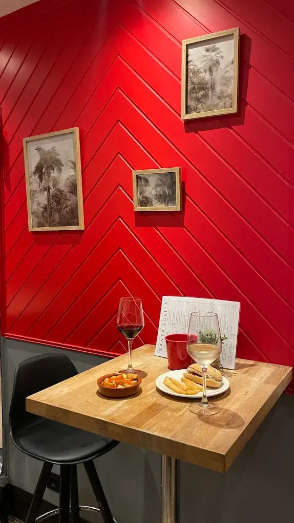 Imagen adicional de Taberna Santa Lolita en Madrid