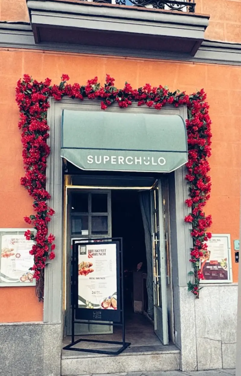 Imagen 1 de Superchulo Fuencarral - Restaurante en Otras Zonas Imagen 1 del restaurante