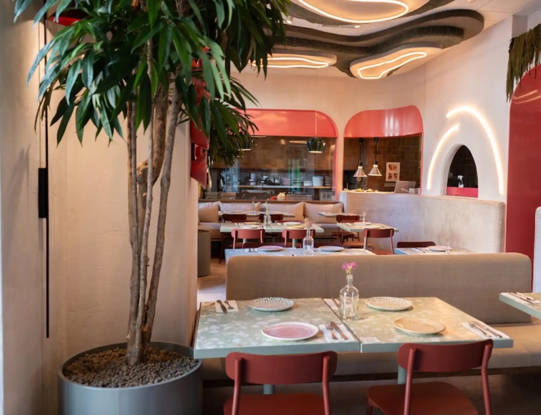 Imagen 4 de Superchulo Fuencarral - Restaurante en Otras Zonas Imagen 4 del restaurante