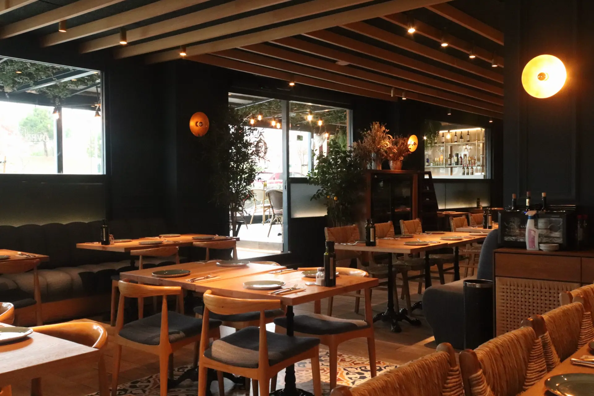 Imagen 3 de OVEN LAS TABLAS - Restaurante en Otras Zonas Imagen 3 del restaurante