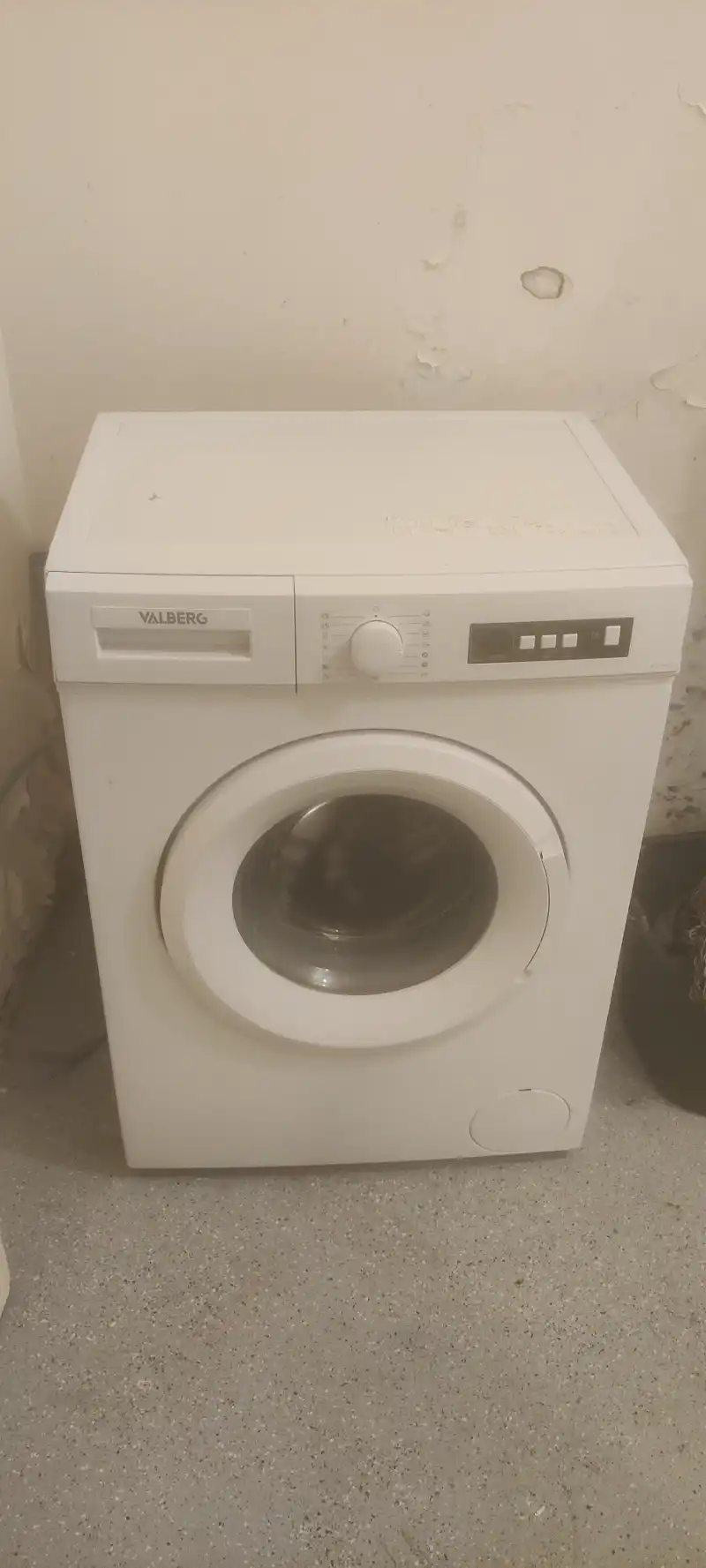 Machine à laver Valberg