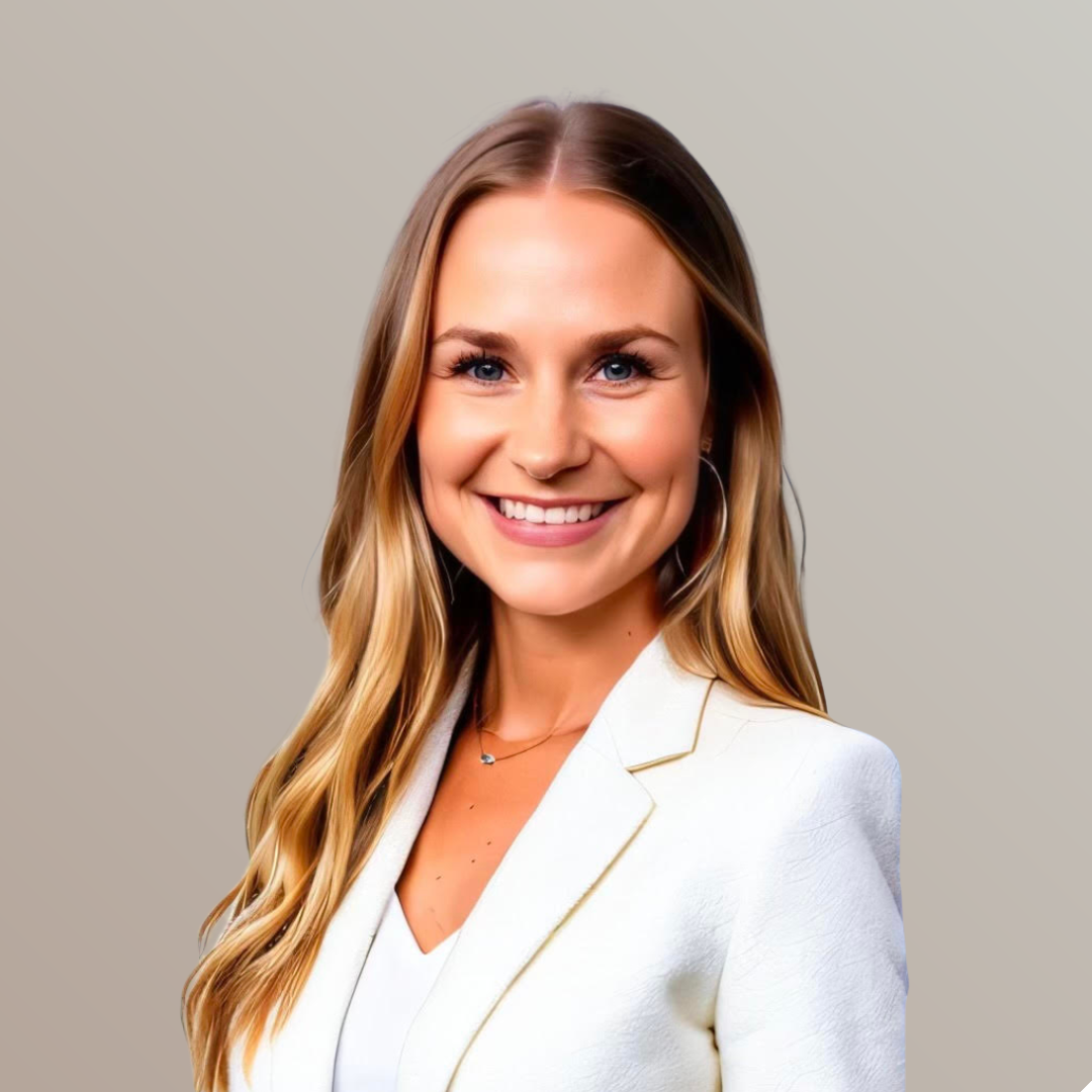 Alyx Hough, R.Ac