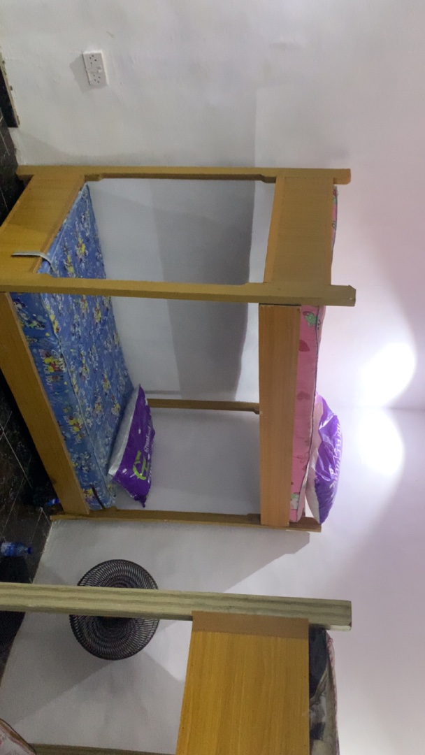 4-Man room