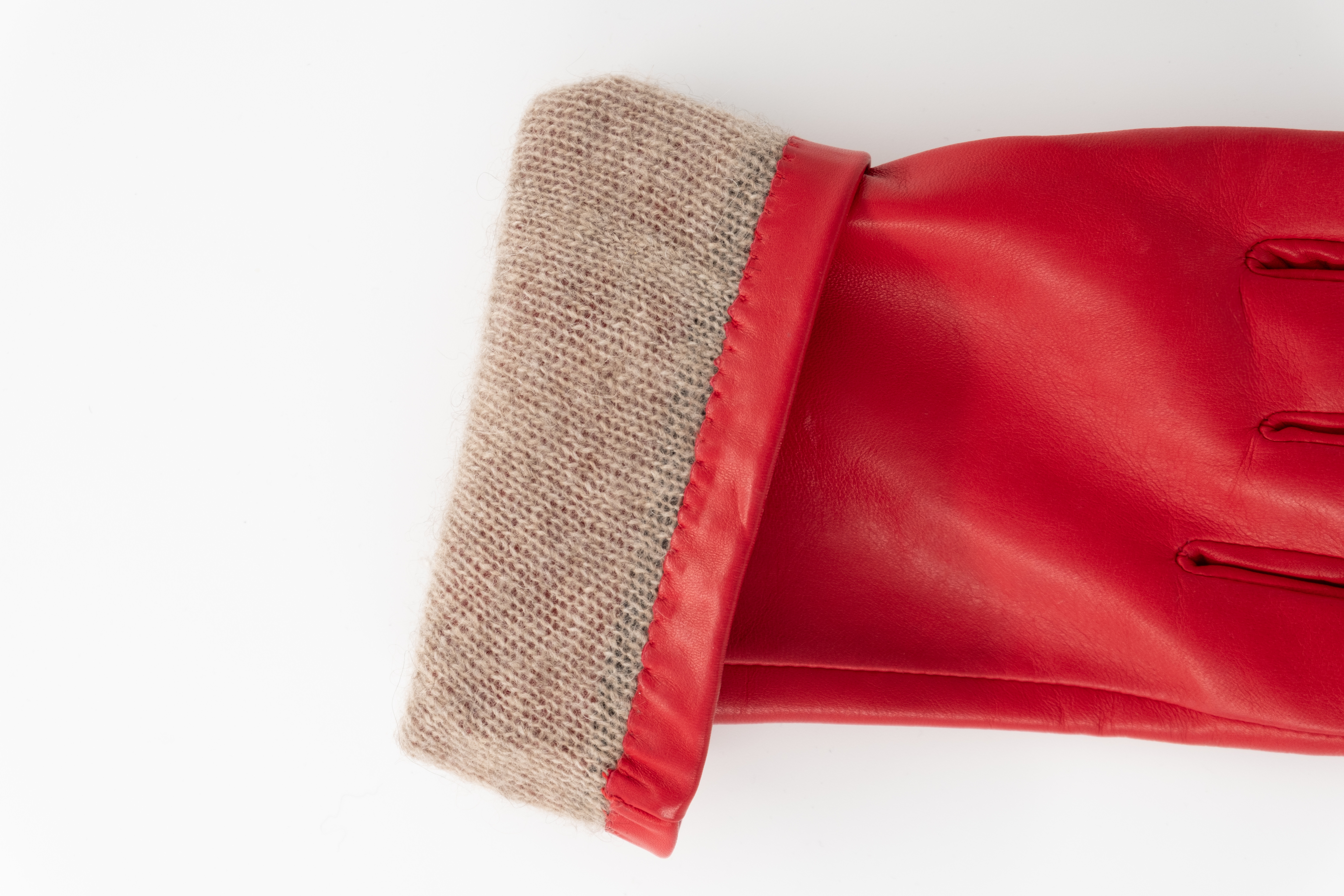 BRL1930G_Women_Red_2.jpg