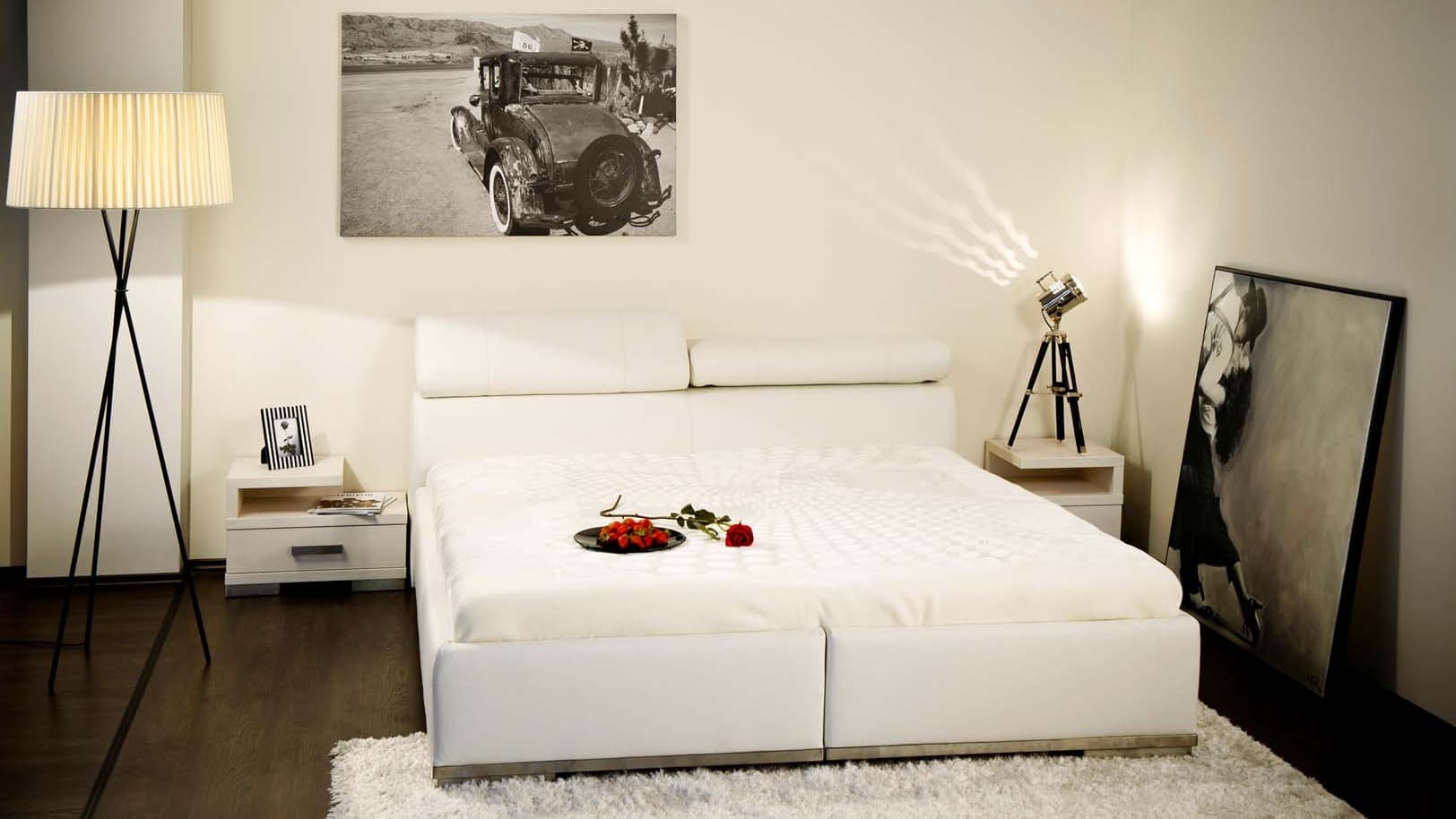 Fontos tudni, hogy a matrac méretét Te választod ki az ágynál, akár szokványostól eltérő méret is lehet ez.
