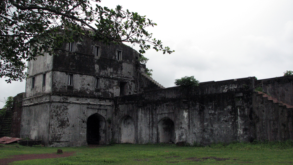 Jaigad Fort image 4
