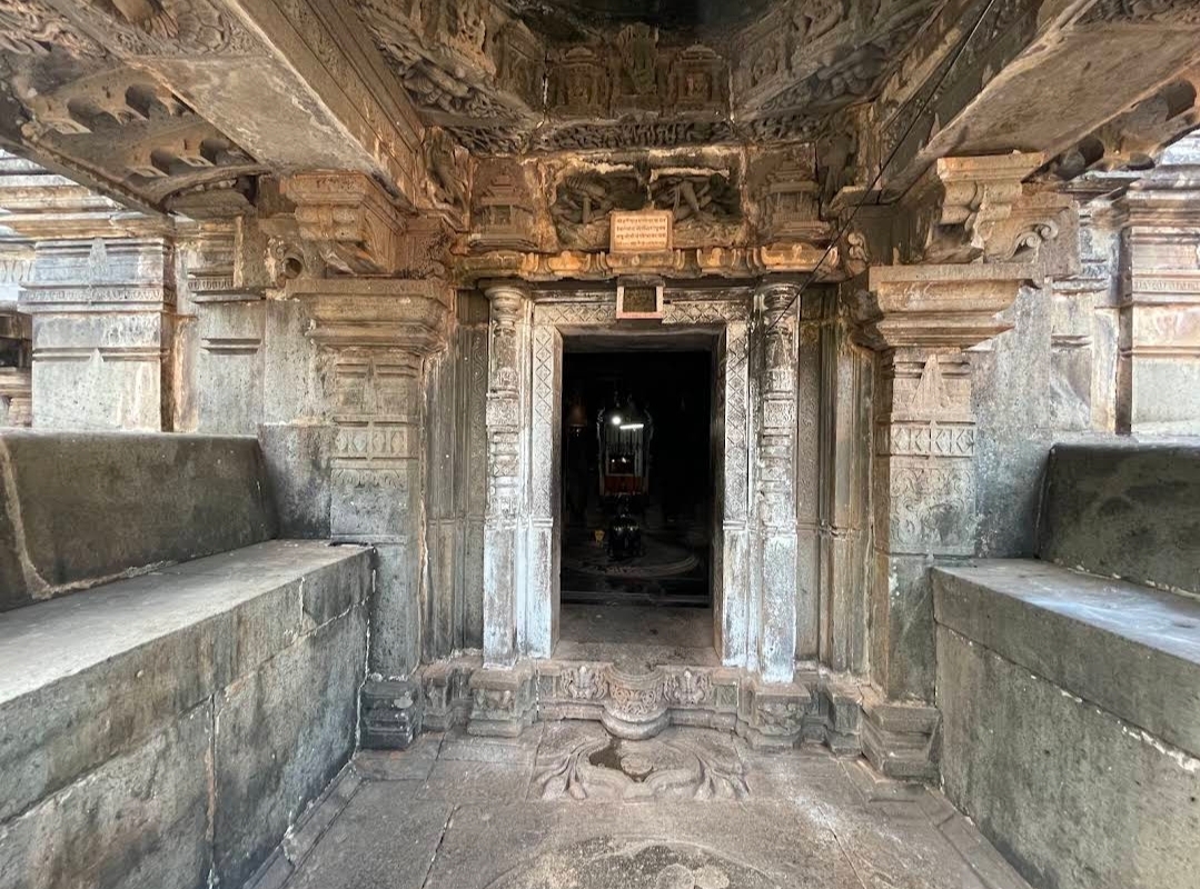 Ancient Chalukya Shri Karneshwar Temple image 3