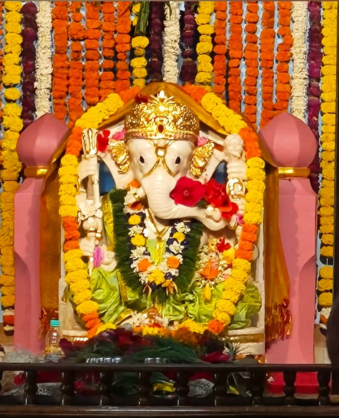Dashbhuja Ganpati Hedavi image 3