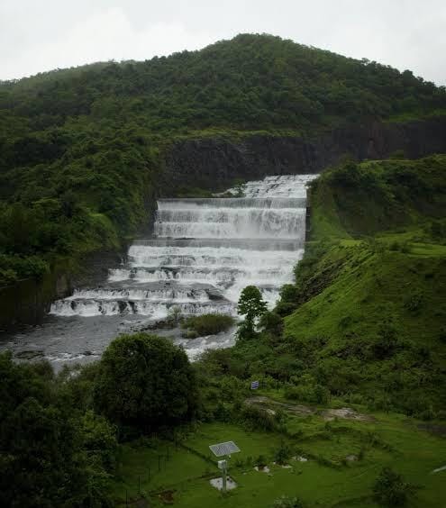 Khorninko Dam image 3