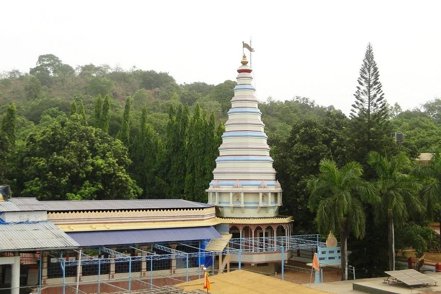 Swami Swaroopanand Math at Pawas Ratnagiri
