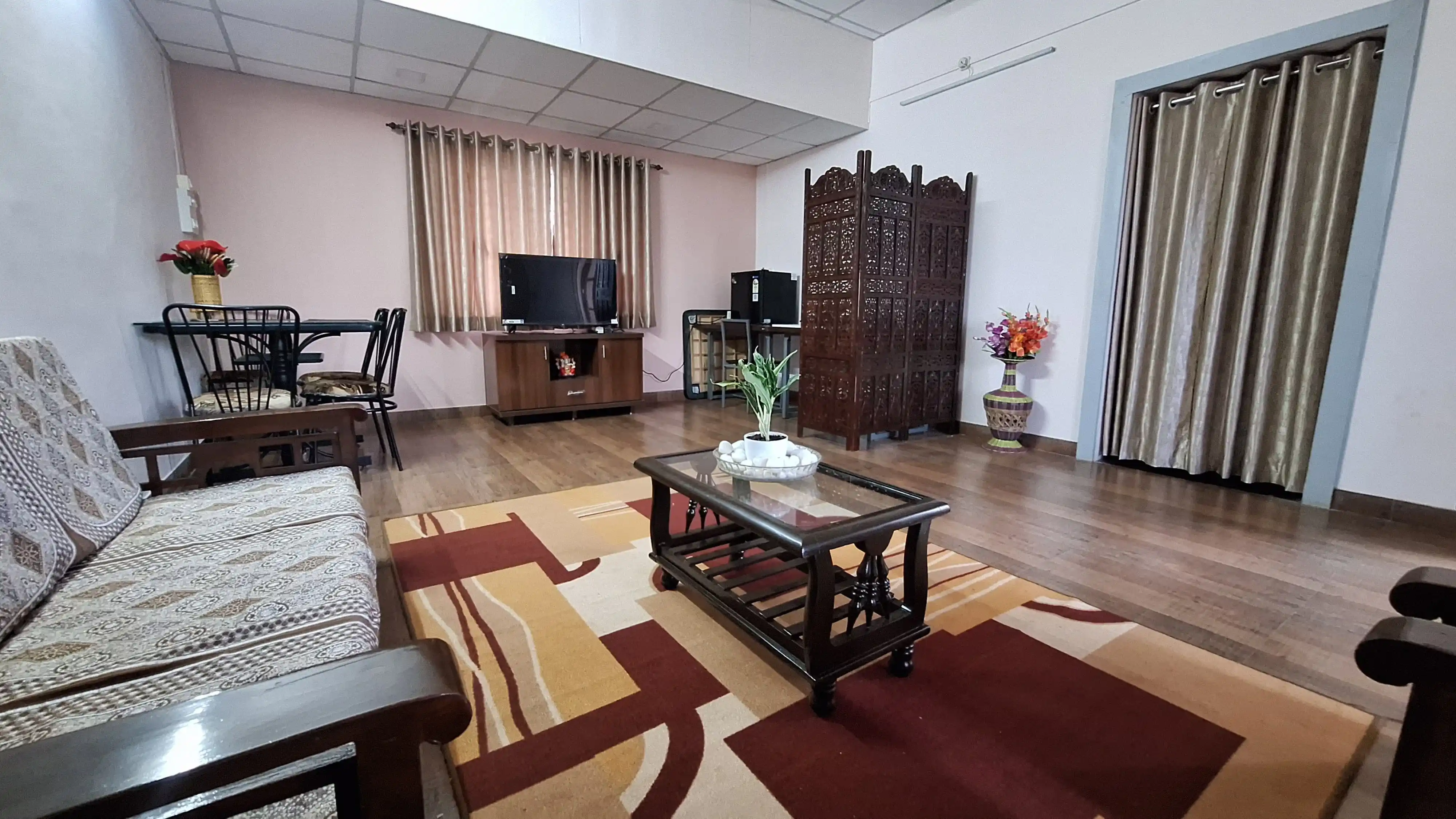 StayCostas @ Rutu 2BHK Bunglow