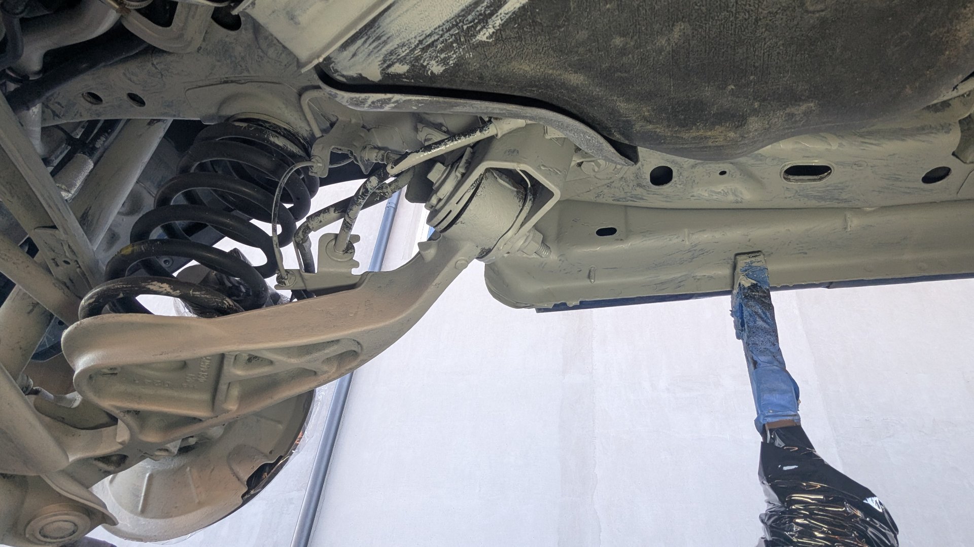 progi oraz zawieszenie zabezpieczone podkładem epoksydowym