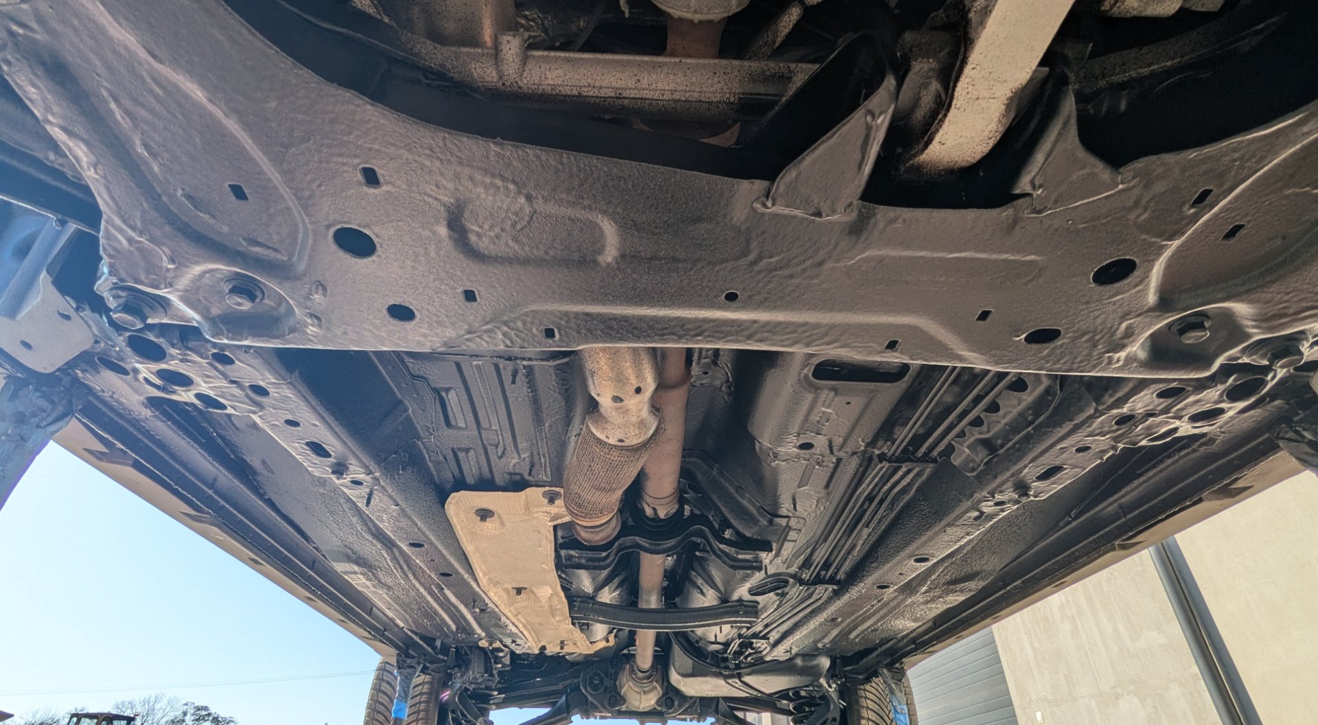 podwozie zabezpieczone warstwą elastyczną