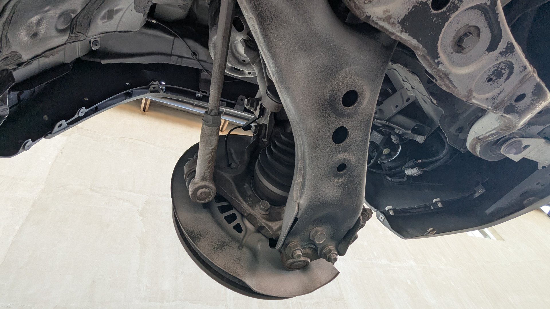 podwozie po wypiaskowaniu rav 4