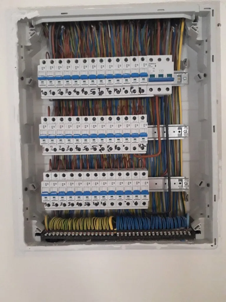 Elektro-Sloba - 7