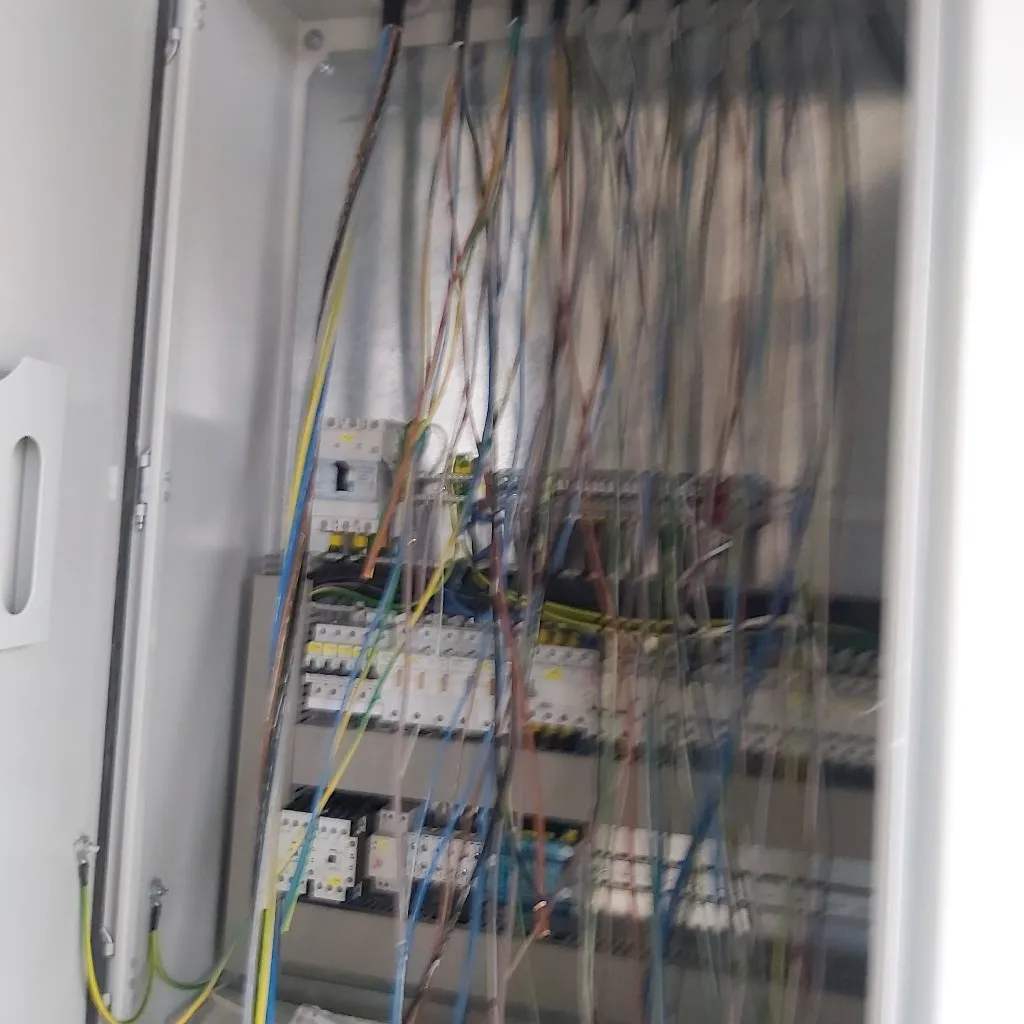 M C elektro