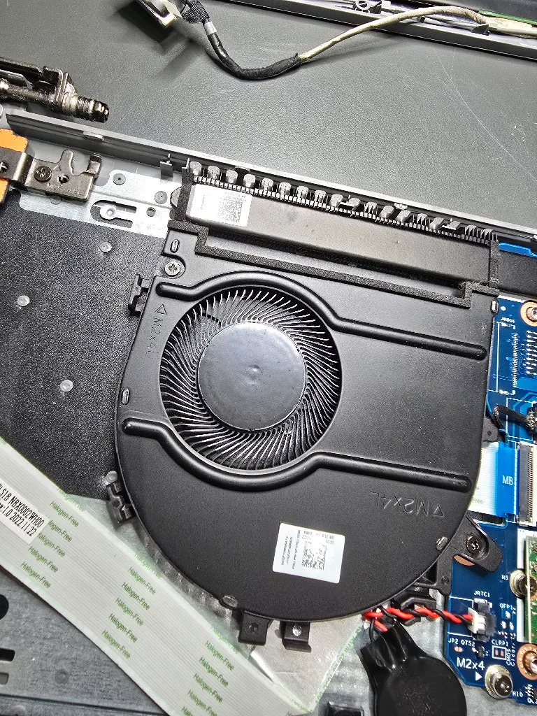 Reboot servis, prodaja računara i laptopova - 1