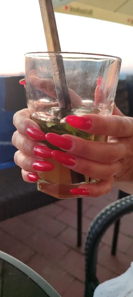 Nice nails Ns - 4