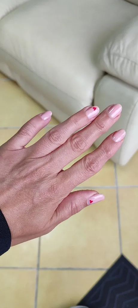 Nice nails Ns - 1