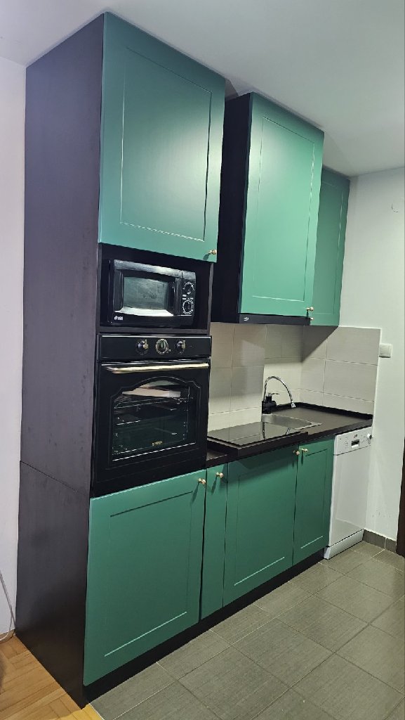 Farbanje namestaja - 2