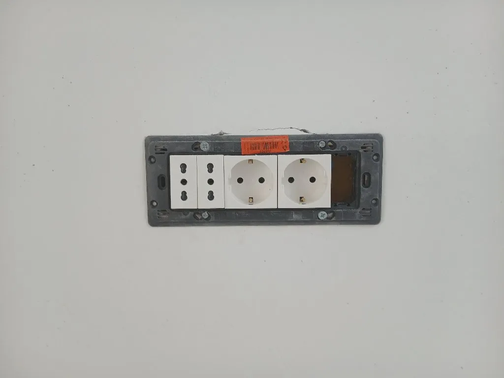 DOCA ELEKTRO - 7