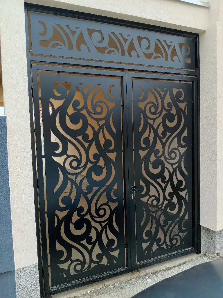 Bravarija kapije ograde tende gelenderi
