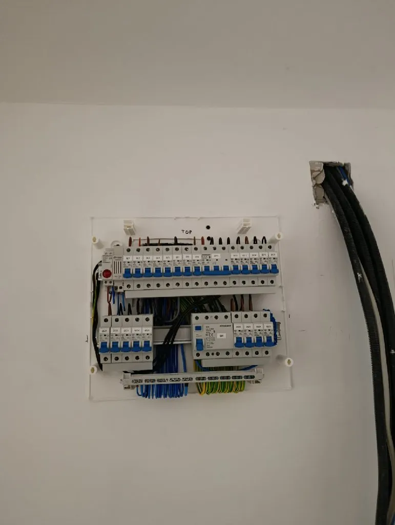 Elektricar - 1