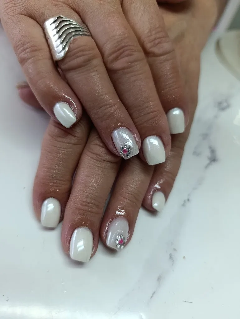Hair Play Nails Studio Frizersko-kozmeticki studio - 1