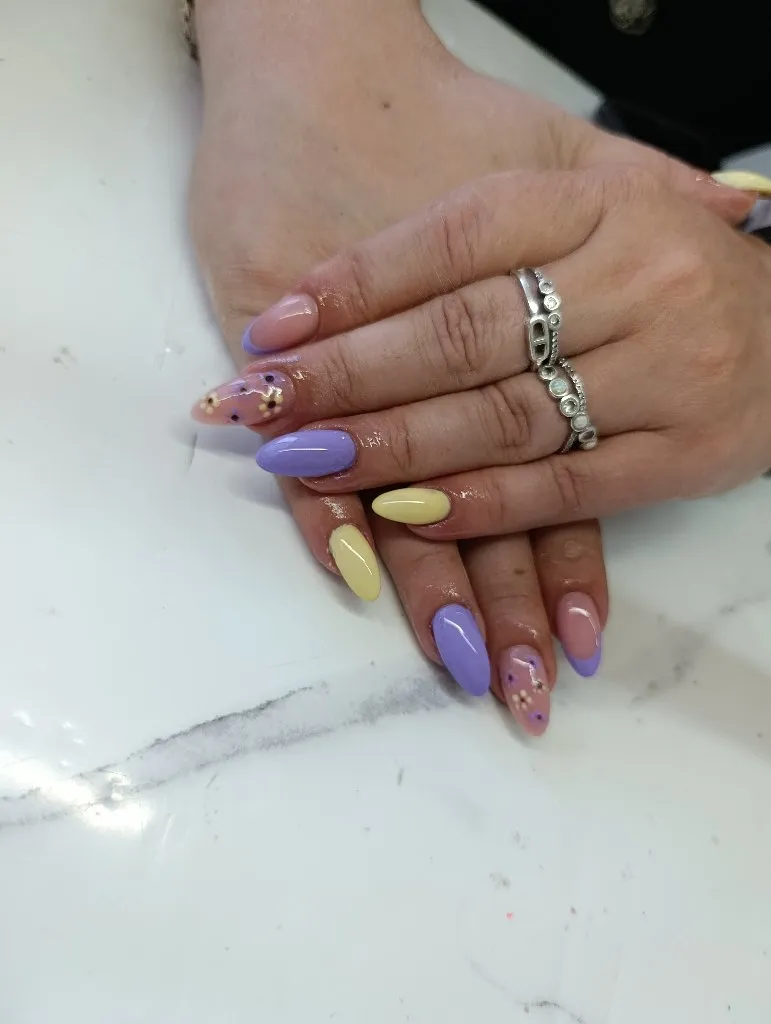 Hair Play Nails Studio Frizersko-kozmeticki studio - 7