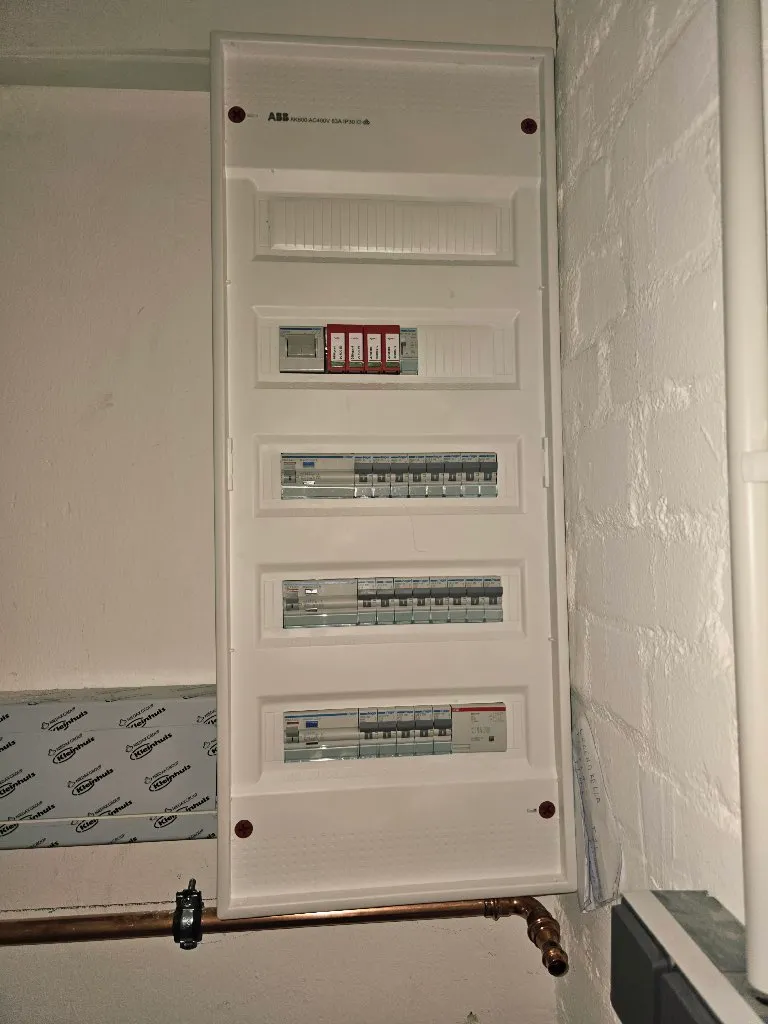 Elektricarske i IT usluge - 3