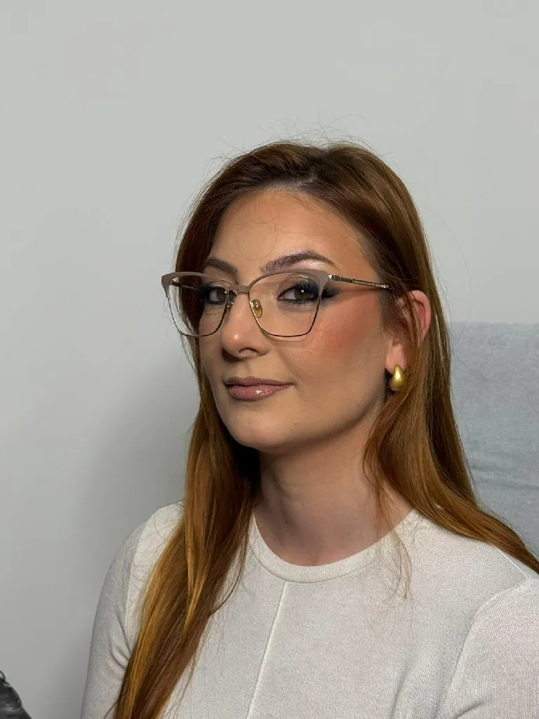 Milena makeup lab - 2