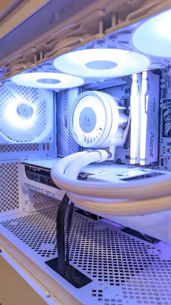 Apex Tech Computers - 5