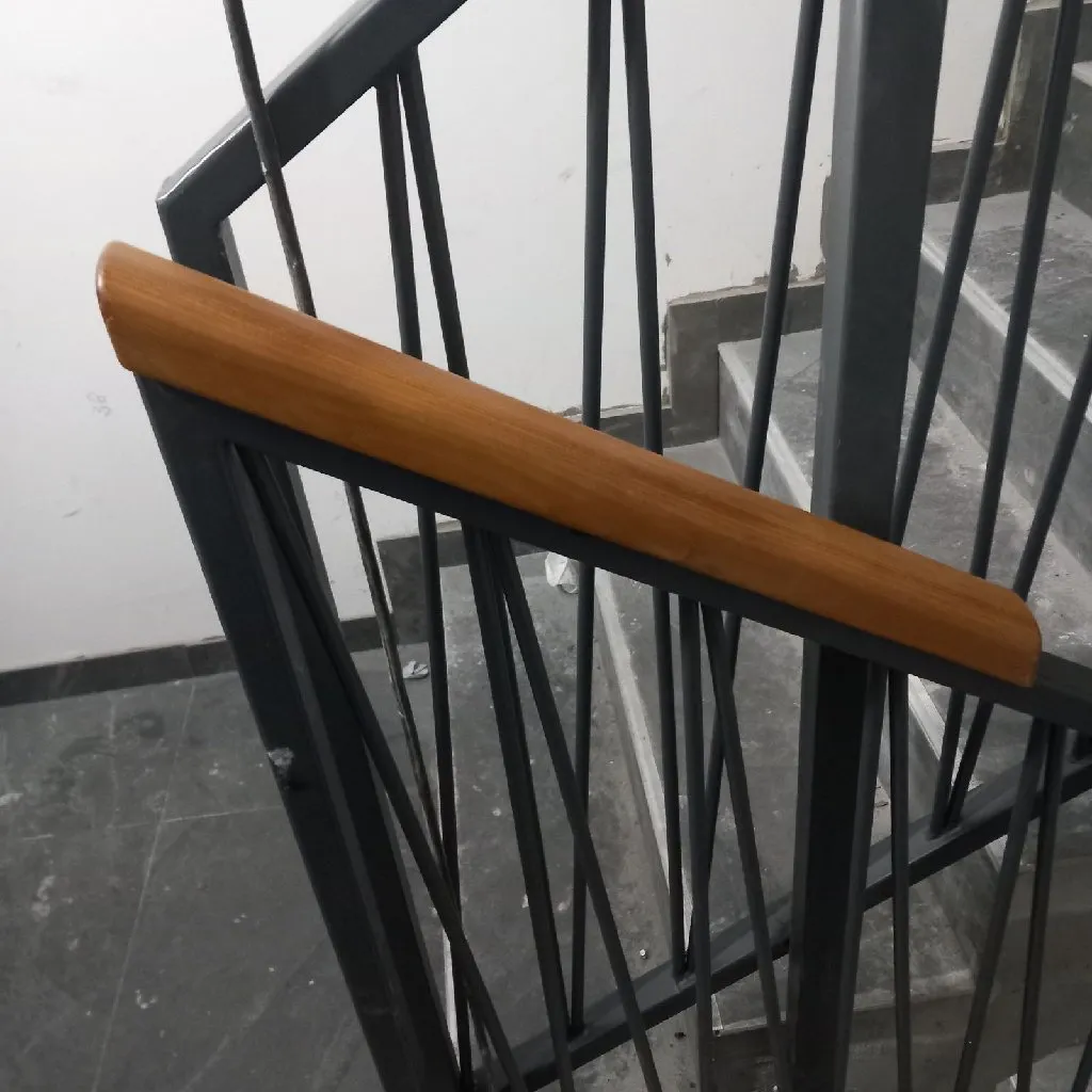 Nadstreŝnice za automobile - 3