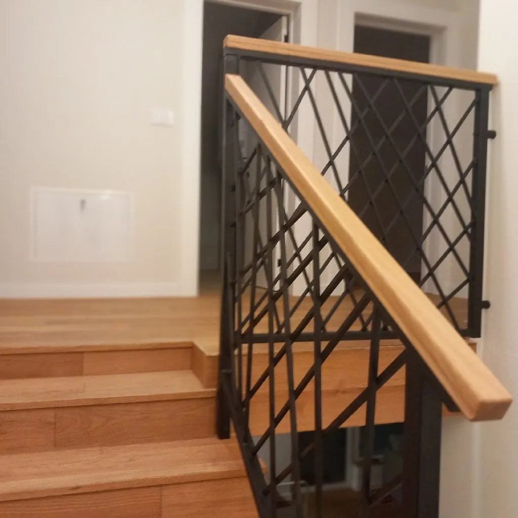 Nadstreŝnice za automobile - 2