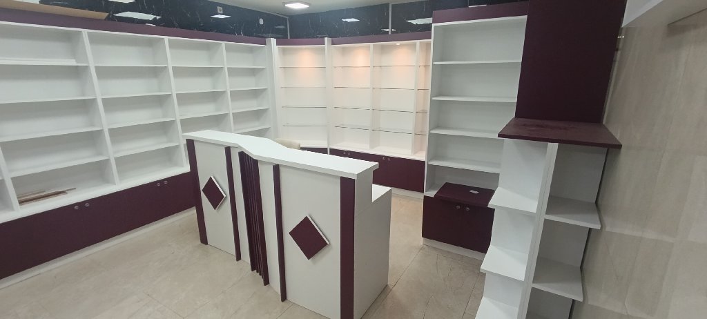 Plocasti namestaj po meri - 6