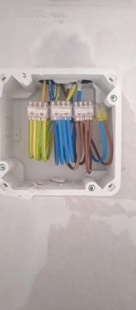 Elektricar ugradnja klima - 4