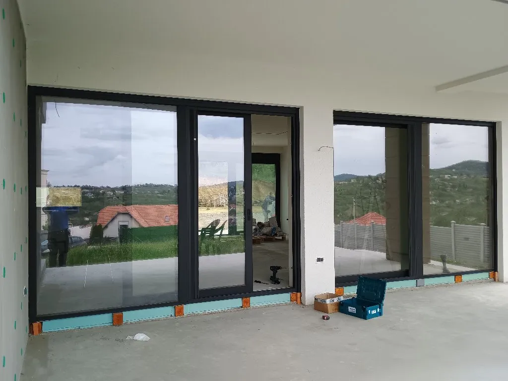 Monter PVC i ALU stolarije - 2