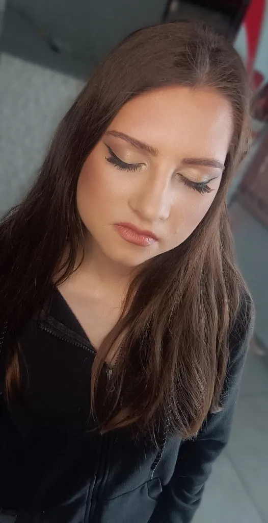 Makeup - 6