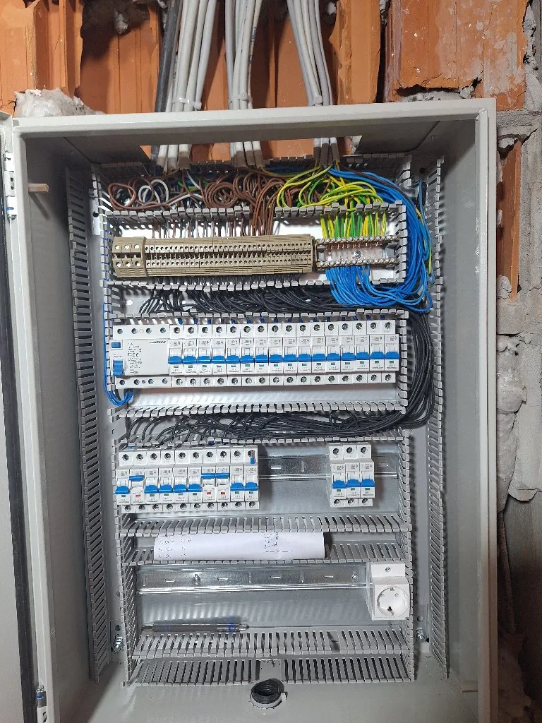 Električar Vedran - 3