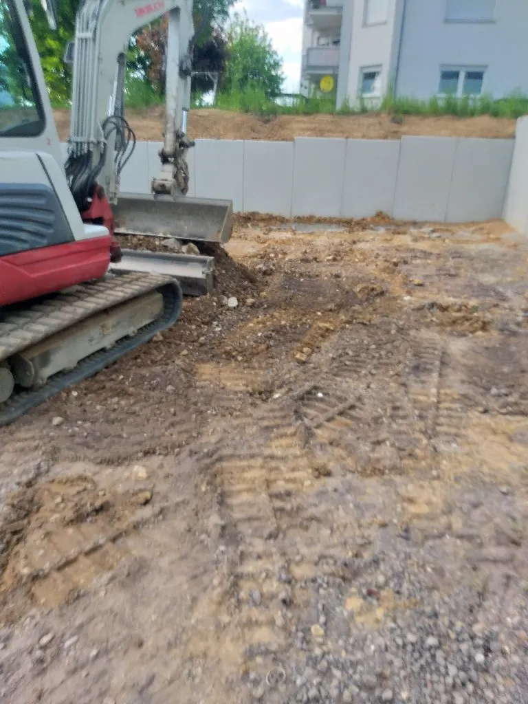 GRUBI I ZAVRŠNI RADOVI U GRAĐEVINI - 8